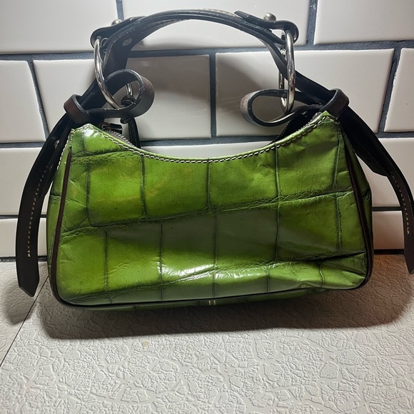 Dooney & Bourke Croc Embossed Hobo. Green!! Gorgeous . VGC  Excellent Condition - Picture 5 of 15